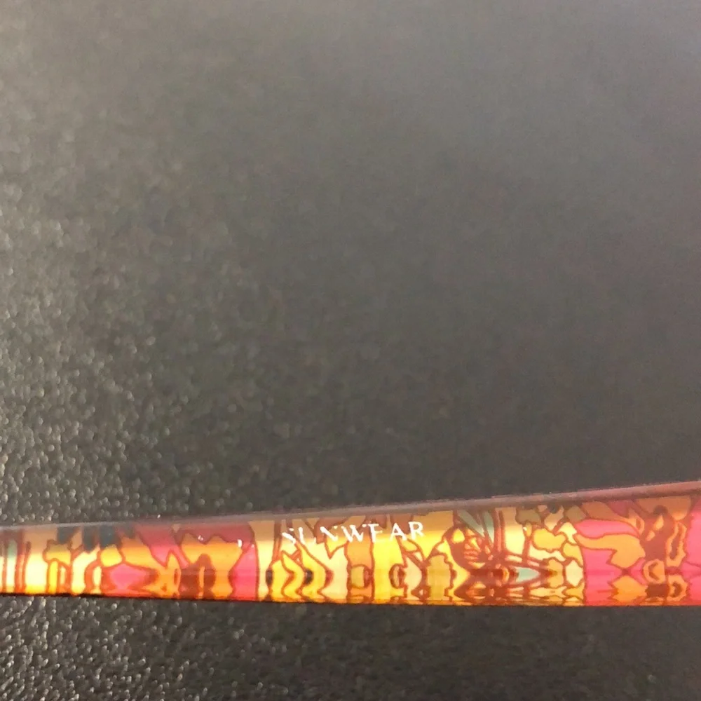 RELIC Sunglasses Brown Frames, Floral Temples, Cutout Lenses, Gold Detail - Picture 9 of 13